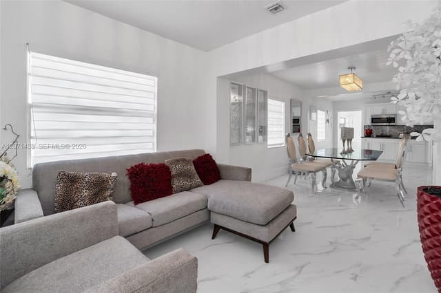 31 SW 58th Ct, Miami FL 33144 - Miami, FL - Photo 4