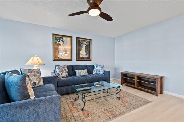 220 Country Lane # B, Boynton Beach FL 33435 - Boynton Beach, FL - Photo 4