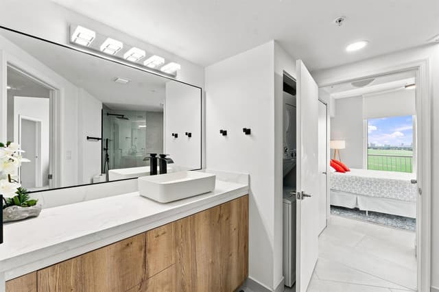 1750 N BAYSHORE Drive # 1202, Miami FL 33132 - Miami, FL - Photo 7