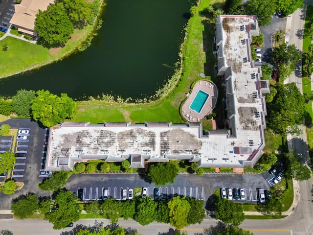 2850 Forest Hills Boulevard # 211, Coral Springs FL 33065 - Coral Springs, FL - Photo 2