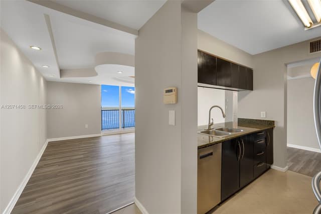 1200 Brickell Bay Dr # 3001, Miami FL 33131 - Miami, FL - Photo 7
