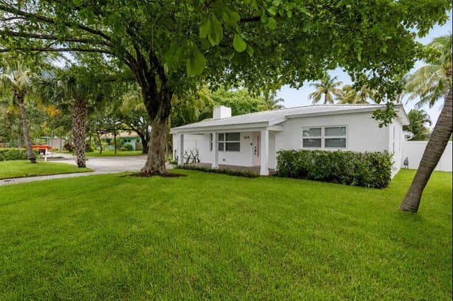 1619 NE 2ND Avenue, Delray Beach FL 33444 - Delray Beach, FL - Photo 2