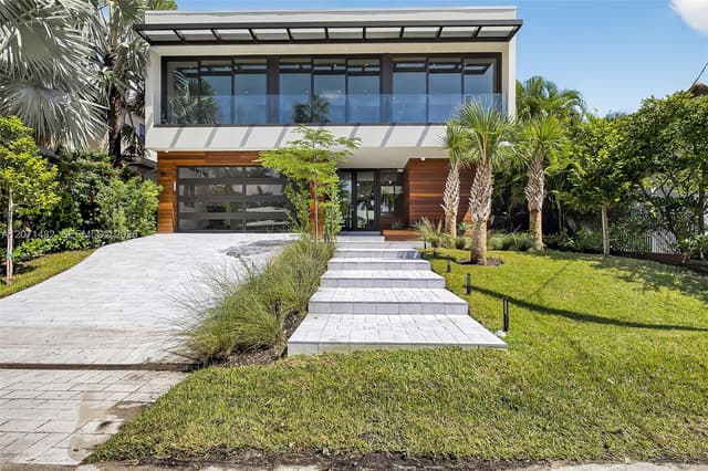 620 Solar Isle Dr, Fort Lauderdale FL 33301 - Fort Lauderdale, FL - Photo 2