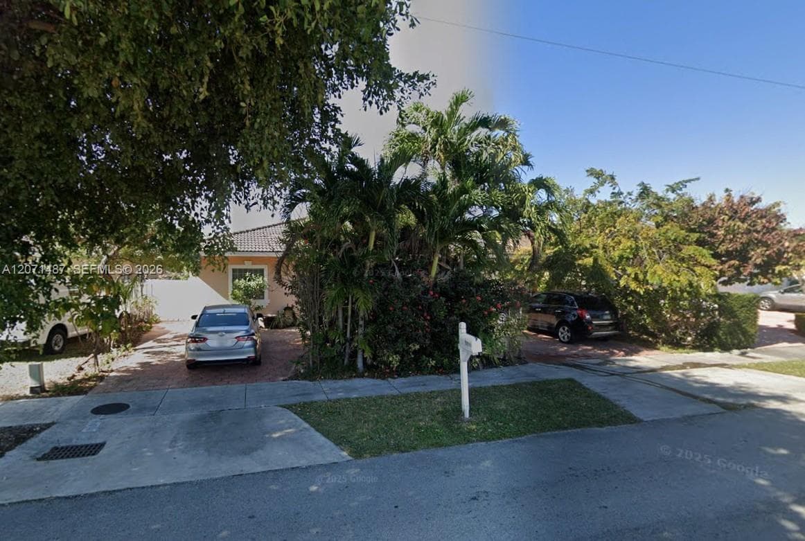 1220 SW 139th Ave, Miami FL 33184 - Miami, FL - Photo 1
