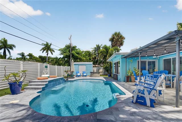 2049 Windward Dr, Lauderdale By The Sea FL 33062 - Lauderdale By The Sea, FL - Photo 2