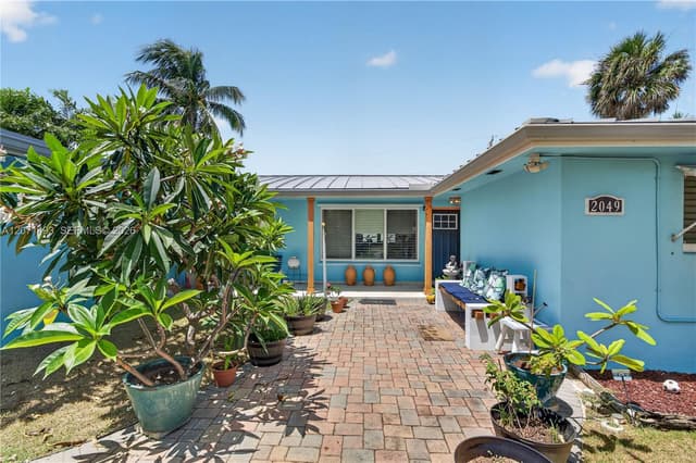 2049 Windward Dr, Lauderdale By The Sea FL 33062 - Lauderdale By The Sea, FL - Photo 6