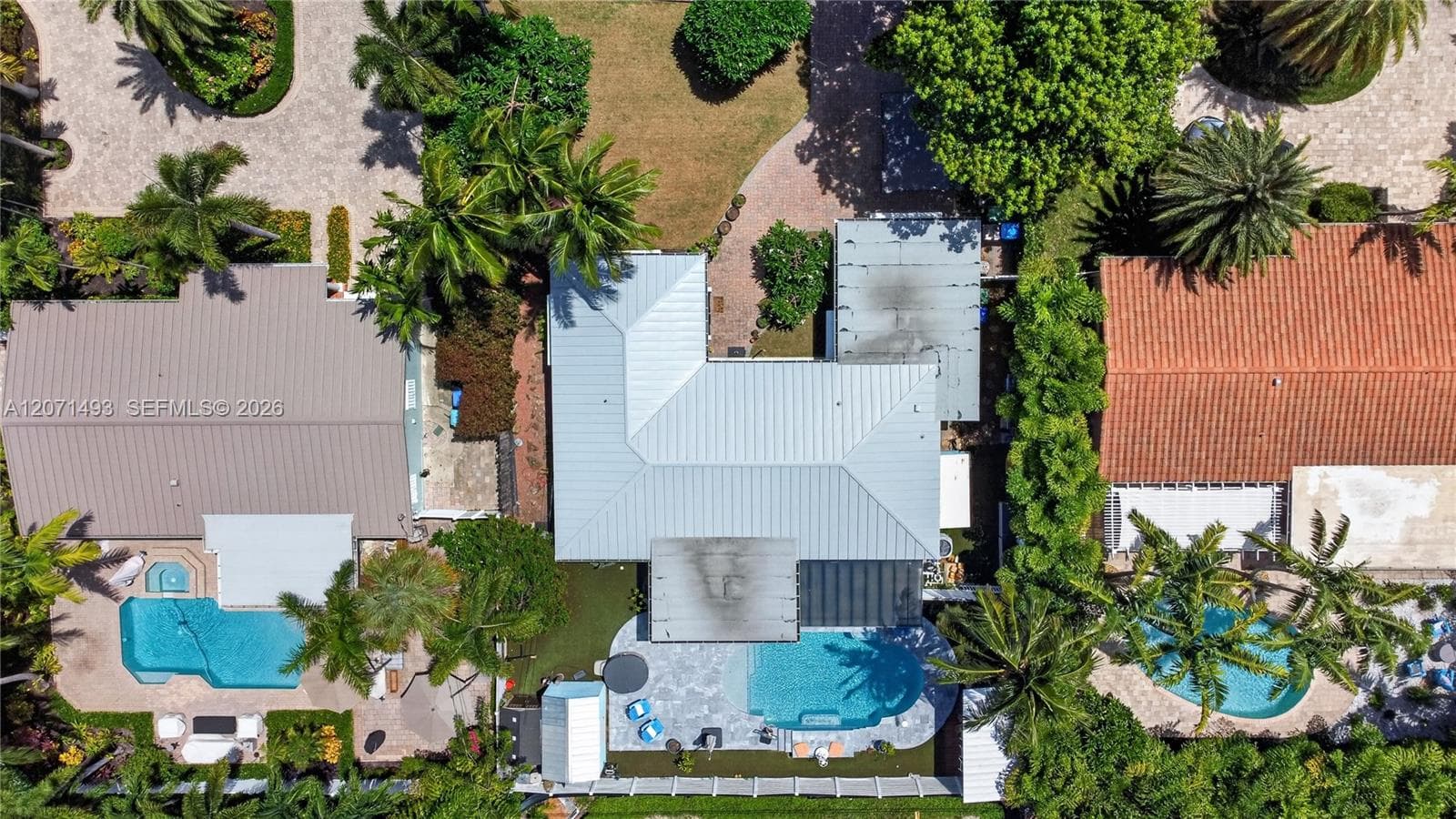 2049 Windward Dr, Lauderdale By The Sea FL 33062 - Lauderdale By The Sea, FL - Photo 1