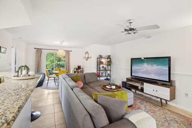 300 Scotia Drive # 304, Hypoluxo FL 33462 - Hypoluxo, FL - Photo 5