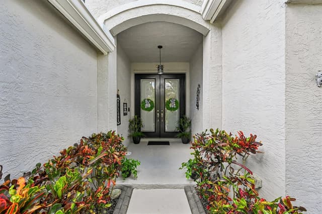 2415 WESTMONT Drive, Royal Palm Beach FL 33411 - Royal Palm Beach, FL - Photo 4