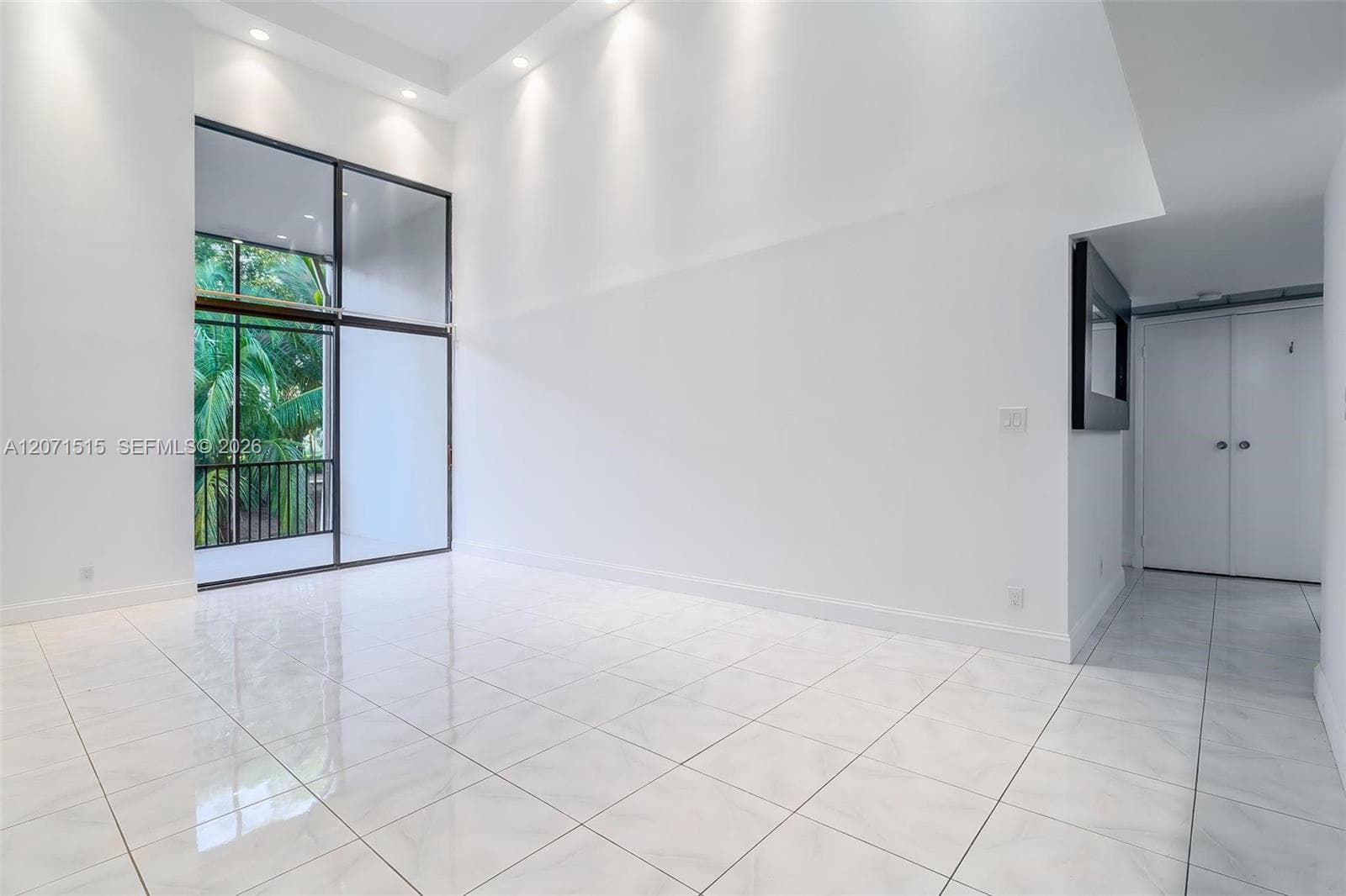 20347 W Country Club Dr, Aventura FL 33180 - Aventura, FL - Photo 1