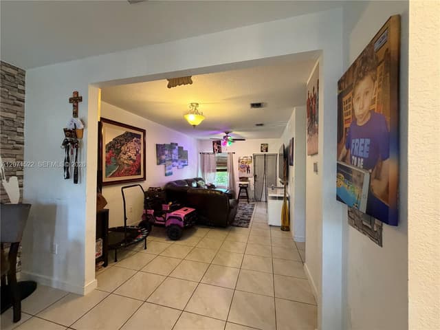548 NE 5th Way, Florida City FL 33034 - Florida City, FL - Photo 3