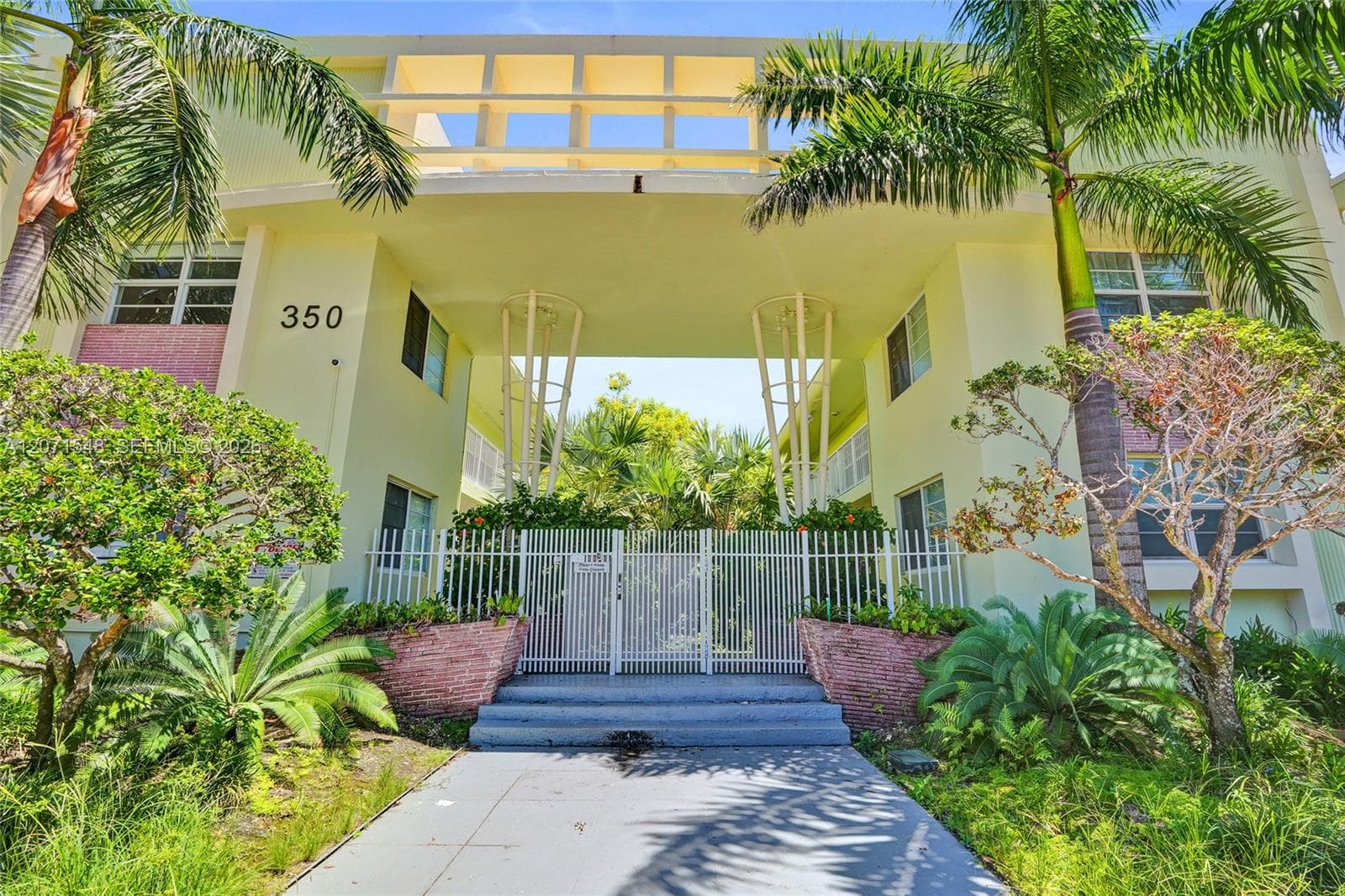 350 S Shore Dr # 12, Miami Beach FL 33141 - Miami Beach, FL - Photo 1