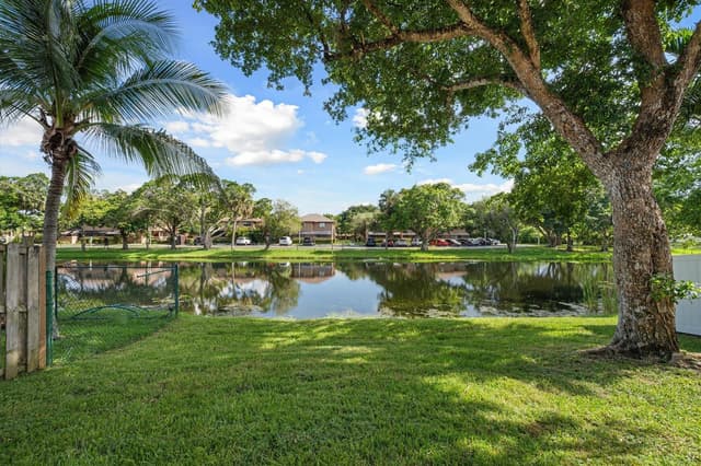3840 NW 23RD Place, Coconut Creek FL 33066 - Coconut Creek, FL - Photo 6