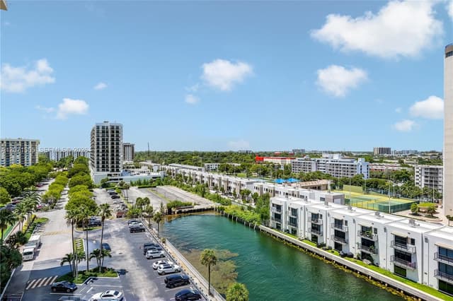 11111 Biscayne Blvd # 1000, Miami FL 33181 - Miami, FL - Photo 6