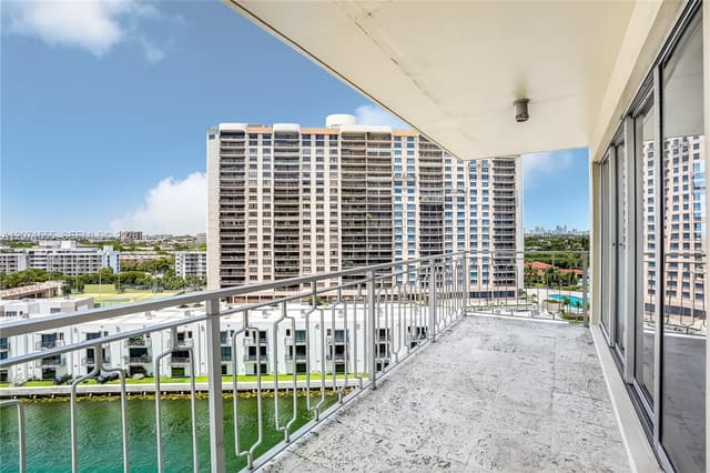 11111 Biscayne Blvd # 1000, Miami FL 33181 - Miami, FL - Photo 5