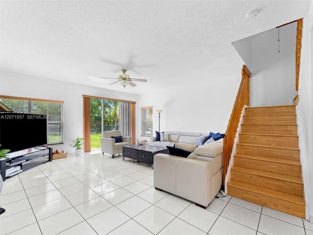 20714 NW 3rd St, Pembroke Pines FL 33029 - Pembroke Pines, FL - Photo 4
