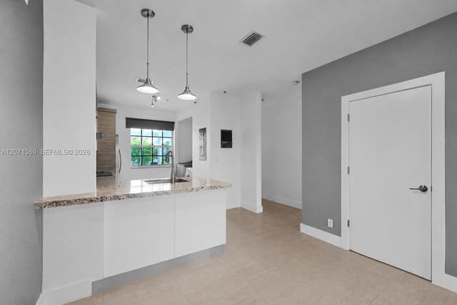 5670 NW 116th Ave # 222, Doral FL 33178 - Doral, FL - Photo 7
