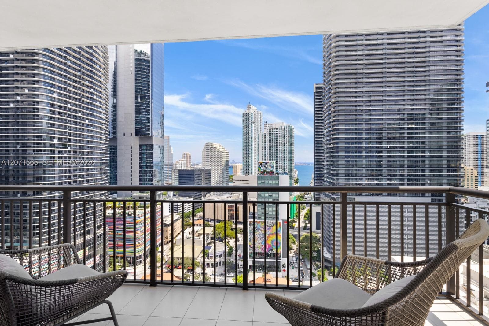 999 SW 1st Ave # 2502, Miami FL 33130 - Miami, FL - Photo 1