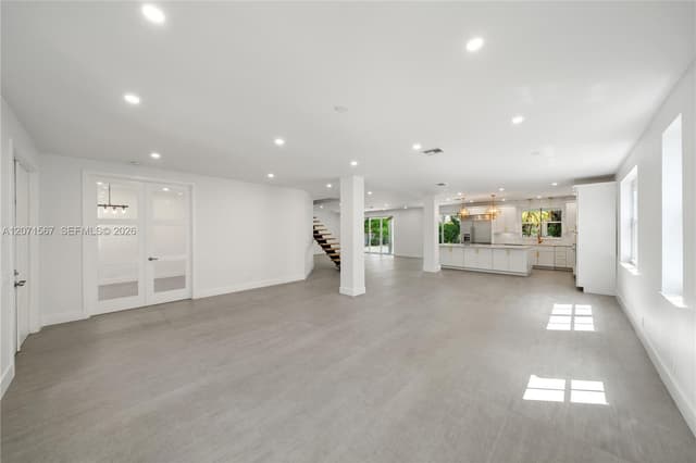 1855 Hidden Trail Ln, Weston FL 33327 - Weston, FL - Photo 3