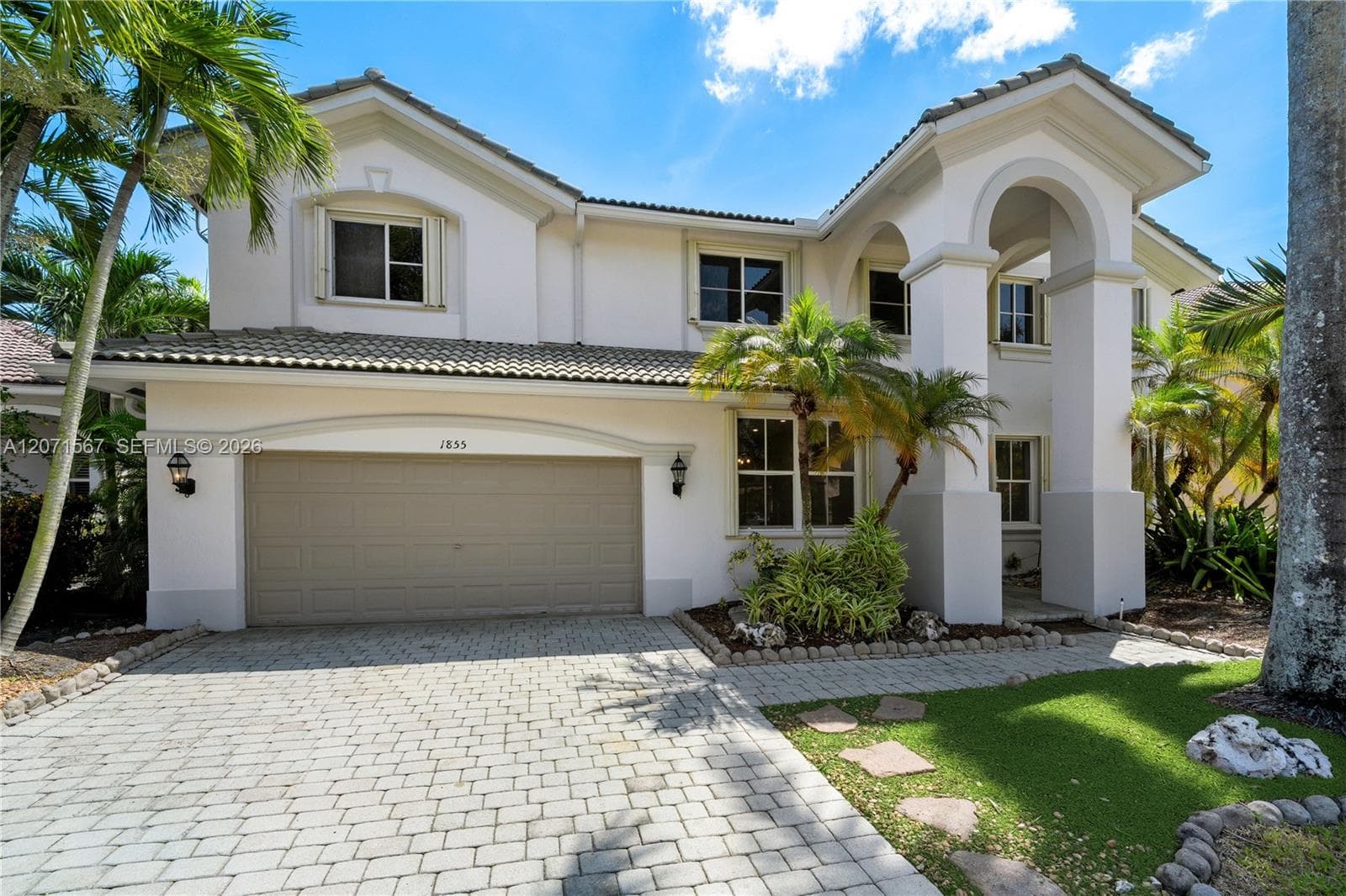 1855 Hidden Trail Ln, Weston FL 33327 - Weston, FL - Photo 1