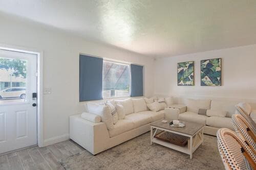 311 WINTERS Street, West Palm Beach FL 33405 - West Palm Beach, FL - Photo 3