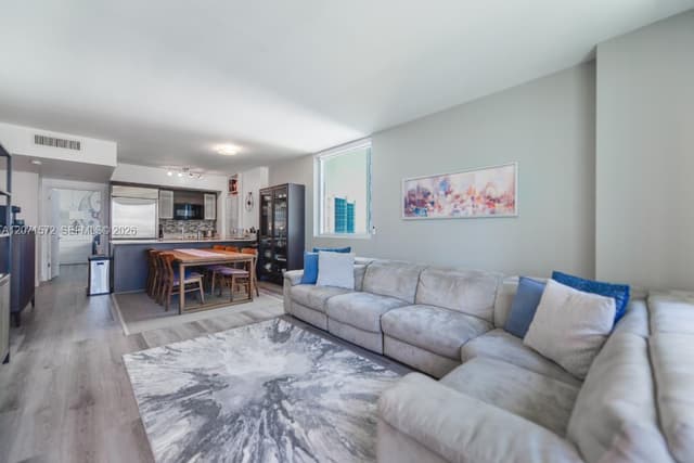 55 SE 6th St # 2110, Miami FL 33131 - Miami, FL - Photo 4