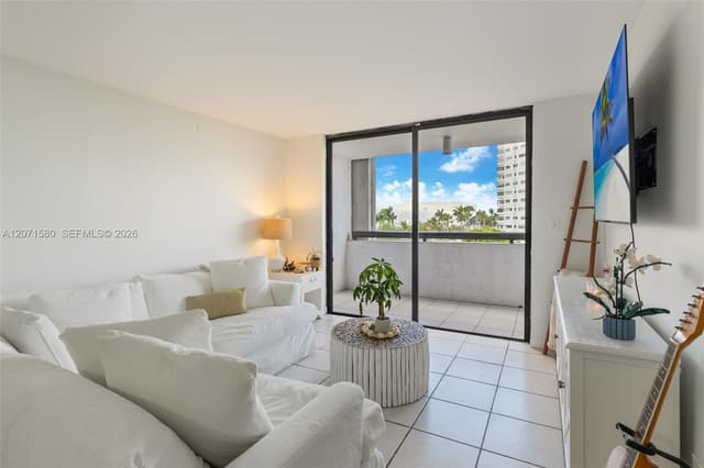 1775 Washington Ave # 5D, Miami Beach FL 33139 - Miami Beach, FL - Photo 6