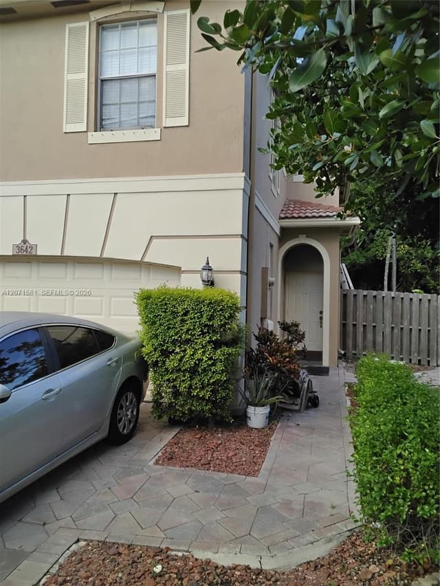 3642 Asperwood Cir, Coconut Creek FL 33073 - Coconut Creek, FL - Photo 3