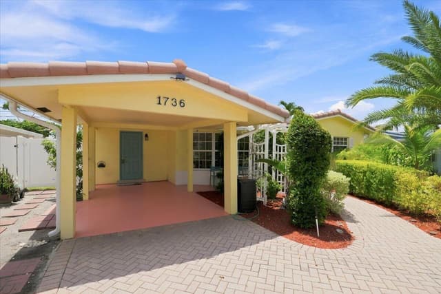 1736 NW 39th Street, Oakland Park FL 33309 - Oakland Park, FL - Photo 2