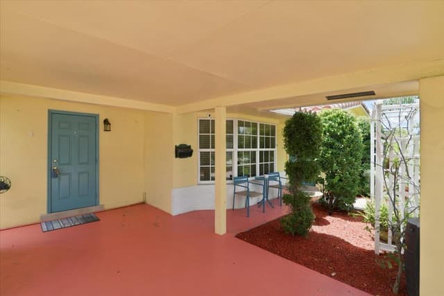 1736 NW 39th Street, Oakland Park FL 33309 - Oakland Park, FL - Photo 5