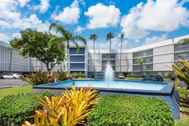 873 NE 195 # 206, Miami FL 33179 - Miami, FL - Photo 2