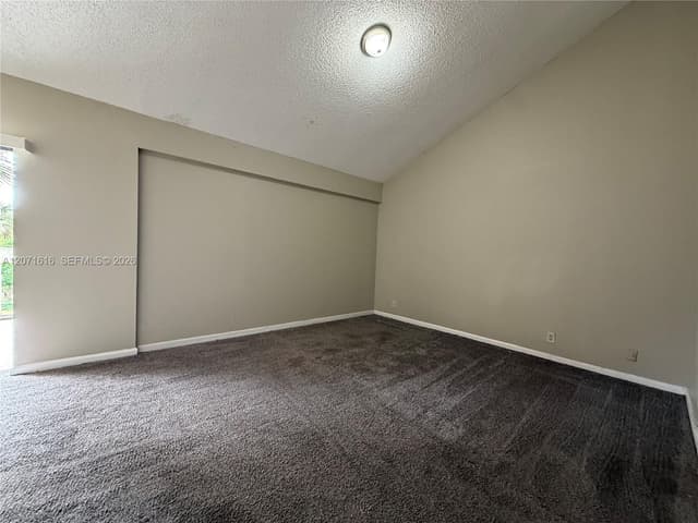 5988 Glendale, Boca Raton FL 33433 - Boca Raton, FL - Photo 2