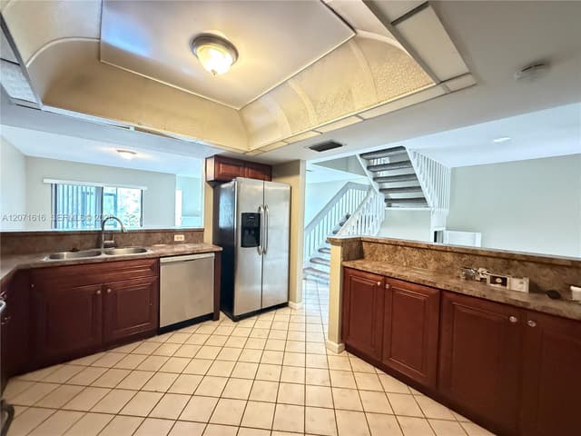 5988 Glendale, Boca Raton FL 33433 - Boca Raton, FL - Photo 6