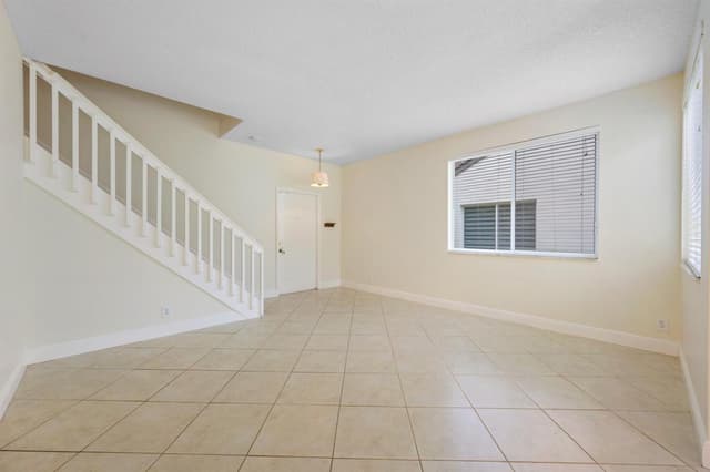 4434 Mahogany Ridge Drive, Weston FL 33331 - Weston, FL - Photo 3