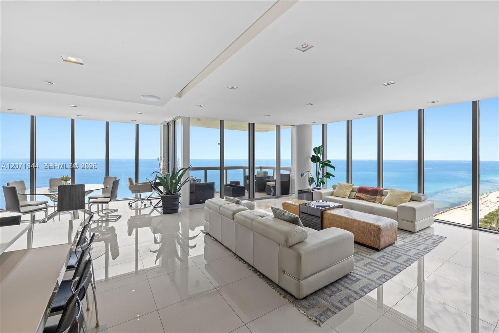 6899 Collins Ave # 2708, Miami Beach FL 33141 - Miami Beach, FL - Photo 1