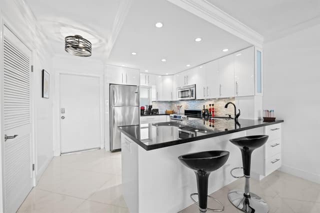 400 N FEDERAL Highway # 315, Deerfield Beach FL 33441 - Deerfield Beach, FL - Photo 3