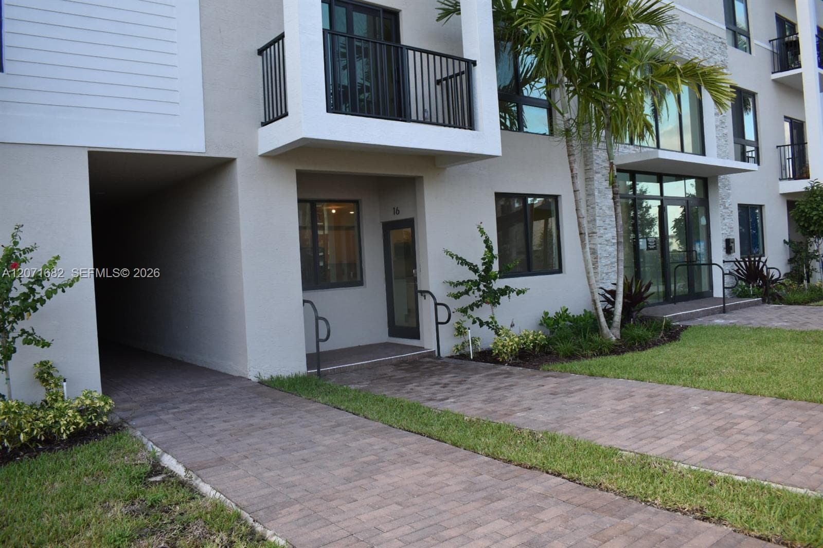 4640 NW 84 # 16, Doral FL 33166 - Doral, FL - Photo 1