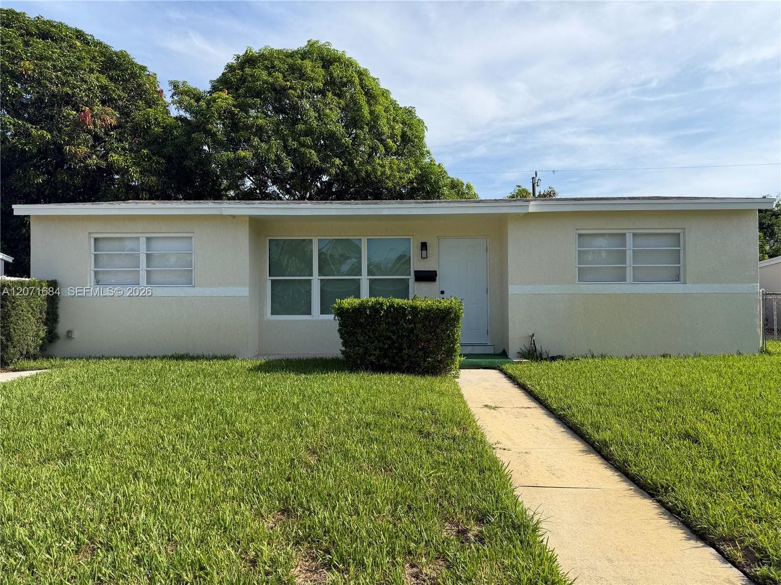 1240 W 26TH CT, Riviera Beach FL 33404