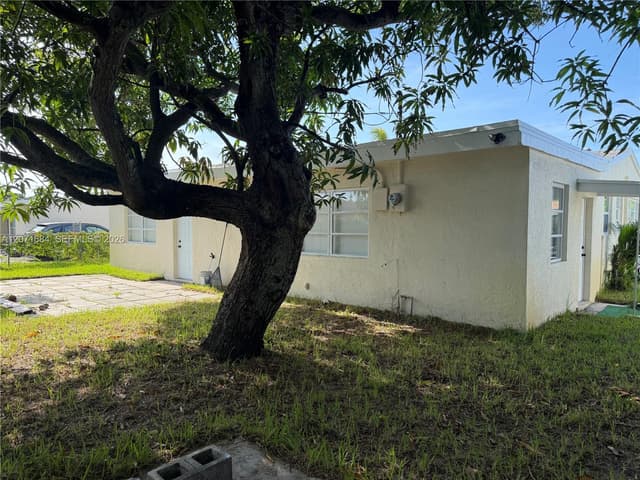 1240 W 26TH CT, Riviera Beach FL 33404 - Riviera Beach, FL - Photo 5