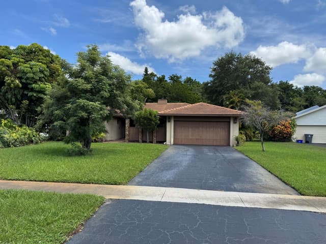 11287 Woodchuck Lane, Boca Raton FL 33428 - Boca Raton, FL - Photo 2