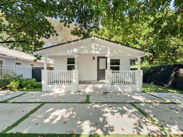 1829 NW 62nd Ter, Miami FL 33147 - Miami, FL - Photo 3