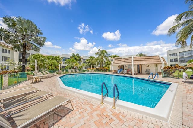 6750 Royal Palm Blvd # 106E, Margate FL 33063 - Margate, FL - Photo 2