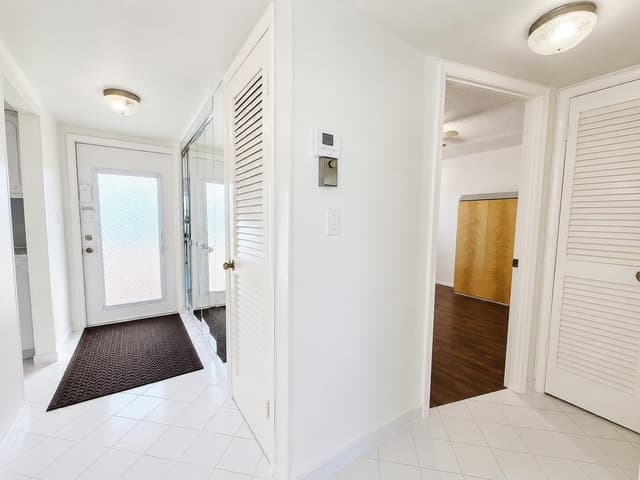 3051 Sunrise Lakes Drive E # 203, Sunrise FL 33322 - Sunrise, FL - Photo 4