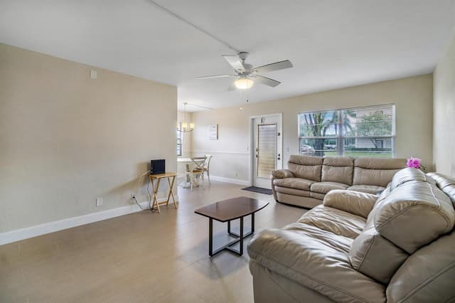 224 Fanshaw F, Boca Raton FL 33434 - Boca Raton, FL - Photo 6