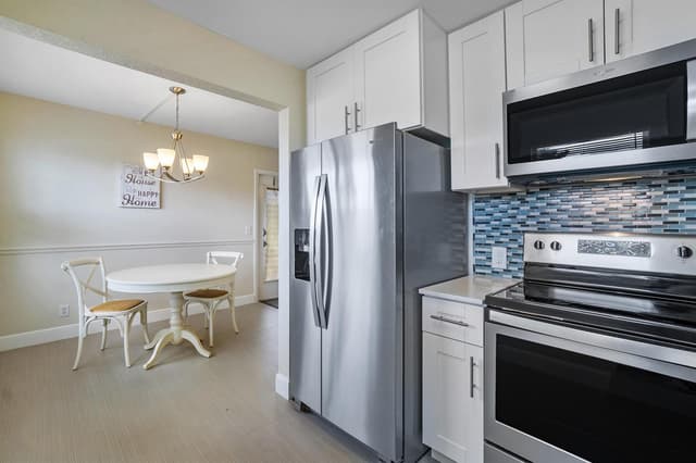 224 Fanshaw F, Boca Raton FL 33434 - Boca Raton, FL - Photo 4