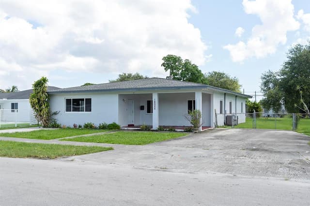 16025 NW 20TH Avenue, Miami Gardens FL 33054 - Miami Gardens, FL - Photo 2