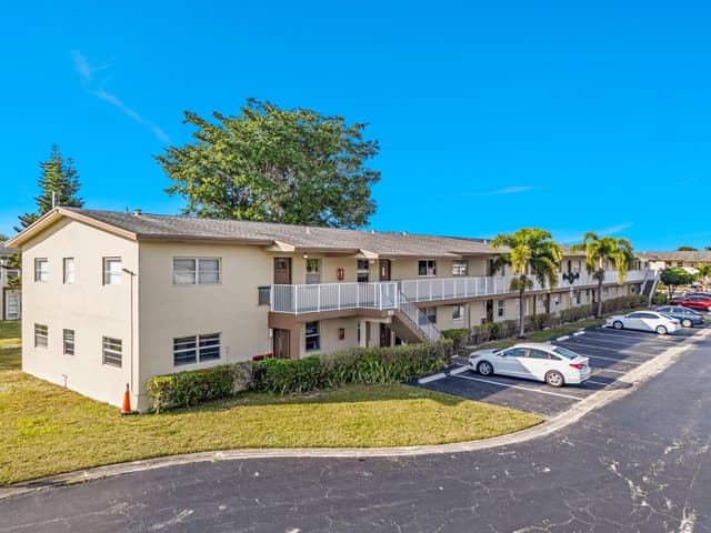601 NW 78th Terrace # 203, Margate FL 33063 - Margate, FL - Photo 2