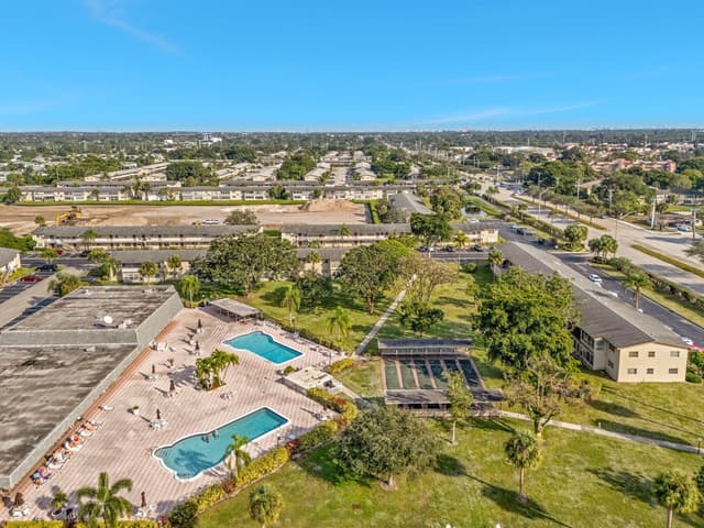 601 NW 78th Terrace # 203, Margate FL 33063 - Margate, FL - Photo 4