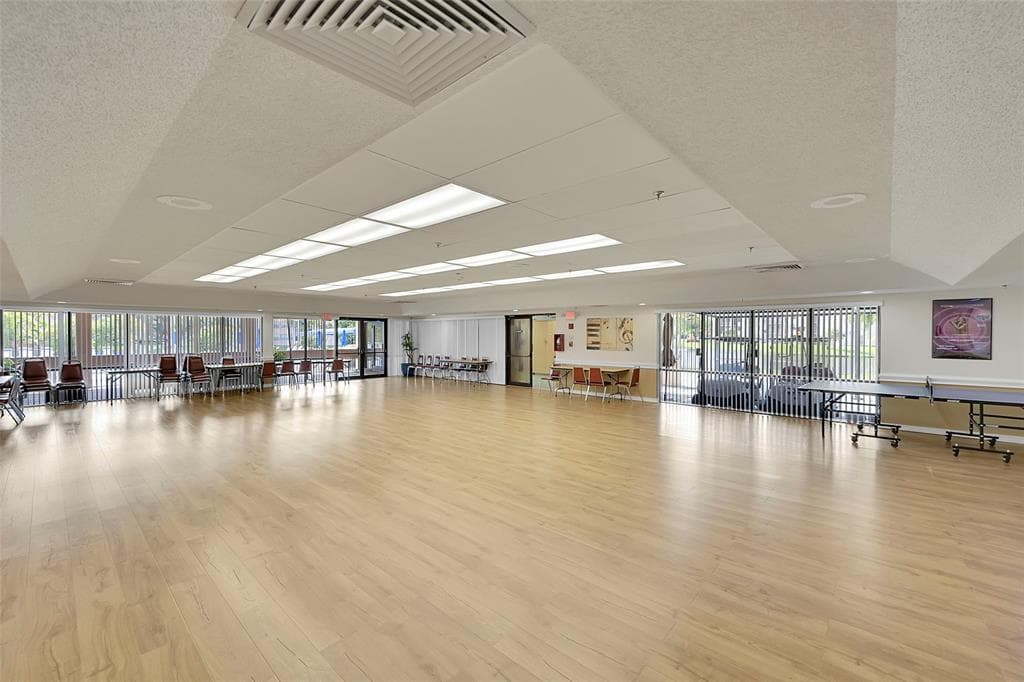 2541 N NOB HILL Road # 308, Sunrise FL 33322 - Sunrise, FL - Photo 1