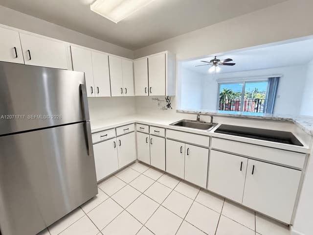 5199 NW 7th St # 501E, Miami FL 33126 - Miami, FL - Photo 6